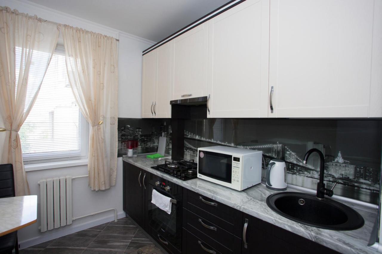 Апартаменты Apartament Curat Si Confortabil Str. Ismail 86 In Centrul Chisinaului Экстерьер фото